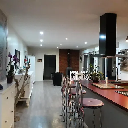 Havre De Paix Entre Et Montagne A Pour 4 A 5 Pers Apartment